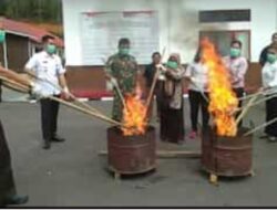 Kejaksaan Negeri Kabupaten Humbanghasundutan Lakukan Pemusnaan Barang Bukti dan Rampasan Perkara Tindakan Pidana Umum