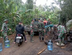 TMMD Ke-123 Kodim Tabanan di Desa Wanagiri Genjot Tuntaskan Pembuatan Senderan Badan Jalan