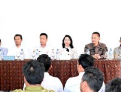 Kabupaten Humbang Hasundutan mendapat kucuran dana DAK. Tahun Anggaran 2025 . Senilai 3,7 milliard diperuntukkan mengatasi Kawasan Kumu. 