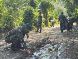 Satgas TMMD Ke-123 Kodim 0111/Bireuen Timbun Jalan Berlubang Demi Kelancaran Mobilitas Warga.