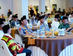 Momen Hangat Kapolri Berbagi Dan Perkuat Silaturahmi Dengan Ulama Serta Masyarakat Di Bulan Ramadhan