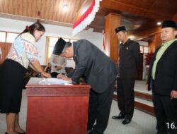 Wakil Bupati Tapanuli Utara Hadiri Rapat Paripurna DPRD Kabupaten Tapanuli Utara.