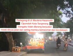 PKL Kuasai Trotoar dan Ruas Jalan, Camat Cipondoh Pura Pura Rabun Mata