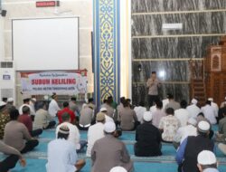 Dekatkan Polisi dengan Masyarakat, Kapolrestro Tangerang Kota Silaturahmi Melalui Subuh Keliling