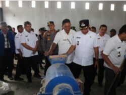 Wujudkan Program 100 Hari Kerja, Bupati Taput Tinjau Optimalisasi Pengolahan Pakan Ternak.