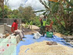 Babinsa Mendukung Untuk membantu Perekonomian warga Binaan. 