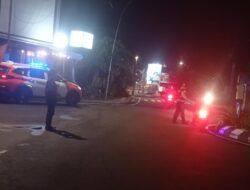 Sat Samapta Laksanakan Gatur dan Pergelaran Blue Light Randis R4 di Pusat Keramaian Malam Di Kota Bangli Demi Kenyamanan Dan Kelancaran Arus Lalu lintas Pada Malam