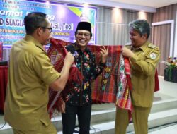 Sejak Dilantik, Kunjungan Kerja Pertama. Anggota DPD RI Pdt. Penrad Siagian Hadir di Taput