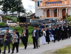 Bupati Humbahas Ikuti Acara Paskah dan Doa Bersama Merawat Alam .