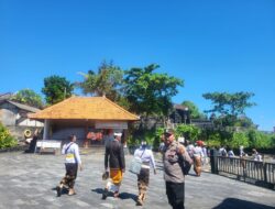 Personil Polsek Kediri Melaksanakan Pengamanan Atensi Peningkatan Kunjungan Wisata*