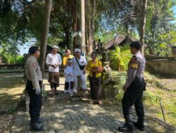 Polsek Dentim Laksanakan Patroli Sambang ke Sejumlah Pura di Hari Raya Kuningan