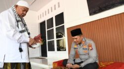 Tempati Rumah Dinas, Kapolres Aceh Timur Dipeusijuk Abu Paya Pasi dan Santuni Puluhan Anak Yatim
