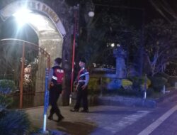 Satuan Samapta Polres Bangli Laksanakan Patroli Pada Malam Hari di SMK N 1 Bangli, Kel. Kawan, Kec. Bangli, Untuk Antisipasi Gangguan Kamtibmas