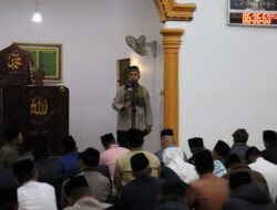 Safari Subuh Di Masjid Jami’ Istiqamah, Kapolres : Tingkatkan Kepedulian Keluarga Dan Bijak Bermedia Sosial