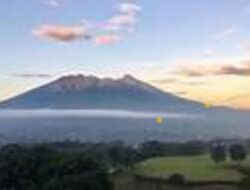 Prof Dr KH Sutan Nasomal Sampaikan Suara Cinta Warga Bogor Buat Gubernur Jawa Barat!!!