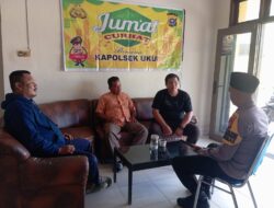 Dekatkan Diri ke Masyarakat, Polsek Ukui Gelar Jumat Curhat