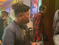 Bidhumas Polda Sumsel bersama perwakilan Jurnalis Gelar Nobar Film “Sayap-Sayap Patah 2