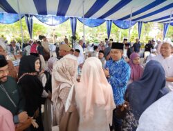 Pendopo terbuka untuk umum  open house..