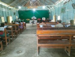 Minggu Harmoni di Langgam, Polisi dan Jemaat Gereja HKI Rayakan Ibadah Bersama