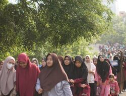 UIN Sultanah Nahrasiyah Gelar Jalan Santai: Semarakkan Milad ke-56 dengan Sehat dan Bahagia.