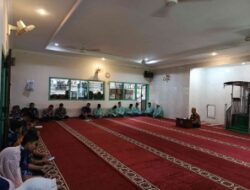 Tingkatkan Kualitas Spiritual Petugas dan Warga Binaan, Lapas Kelas IIA Sidoarjo Gelar Pengajian Rutin Setiap Jumat