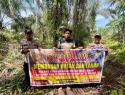 Polsek Teluk Meranti Edukasi Warga Soal Bahaya Karhutla, Maklumat Kapolda Riau Disebar di Perkebunan Warga