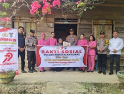 Rayakan HUT Bhayangkara ke-79, Polsek Pangkalan Kuras Berbagi Sembako