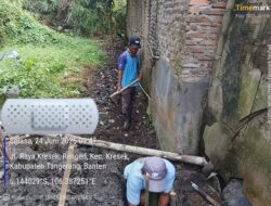 Proyek pemagaran TPU Kp Renged Rt 001 Rw 001 Desa Renged Kecamatan Kresek, di Duga Dikerjakan Asal-Asalan Tanpa Adanya Pengawasan