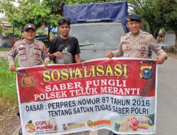 Polsek Teluk Meranti Gelar Patroli dan Sosialisasi Saber Pungli di Kawasan Pasar