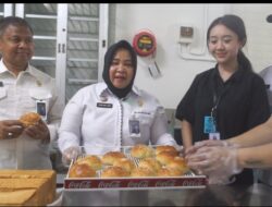 Dirkeswat dan Dirtekforma Ditjen Pemasyarakatan Tinjau Pelatihan Roti untuk Pegawai dan Warga Binaan : Serap Ilmu Sebanyak-banyaknya