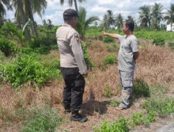 Sosialisasi Larangan Bakar Lahan, Polsek Kuala Kampar Ajak Warga Jaga Lingkungan