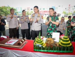 Sinergitas TNI-Polri, Danrem dan Dandim Hadiri Syukuran Hari Bhayangkara ke-79 di Mapolres Metro Tangerang Kota