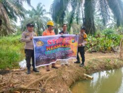 Bhabinkamtibmas Ukui Sisir Wilayah Rawan dan Edukasi Warga