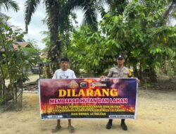 Polsek Pangkalan Kuras Sosialisasikan Bahaya Karhutla kepada Warga Sorek Satu