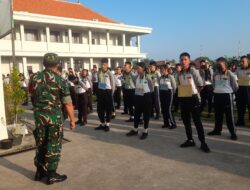 Danramil 1616-05 Sukawati Tegaskan Pentingnya PBB untuk Disiplin dan Tanggung Jawab Siswa