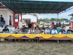 Sukses Sampai Akhir, Kapolsek Kerumutan Hadiri Penutupan Turnamen Sepak Bola Lipai Bulan VI