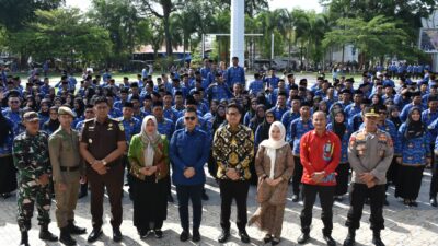 Pemko Langsa mengambil sumpah dan menyerahkan surat keputusan,pengangkatan pengawai.