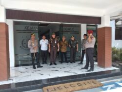 Kalapas Sidoarjo Hadiri Kunjungan Kajati Jatim dan Penyerahan Surat Ketetapan RJ di Kejari Sidoarjo