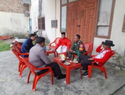 TNI-Polri Kompak! Polsek dan Koramil Pangkalan Kuras Gelar Silaturahmi dan Sinergi Kamtibmas