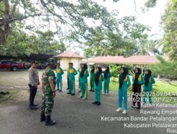 Polsek Bunut Latih Paskibraka Kecamatan Bandar Petalangan Sambut HUT RI ke-80