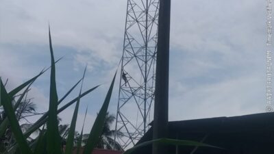 Proyek Menara BTS di Aceh Utara Diduga Abaikan K3: Pekerja Panjat Menara Seperti Tak Bernyawa, Indosat Diam?