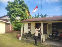 Sambut HUT RI ke-80, Polsek Pangkalan Kuras Ajak Warga Pasang Bendera Merah Putih
