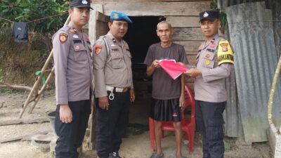 Bantu Warga Kurang Mampu, Polsek Kerumutan Gelar Aksi Sosial Sambut HUT RI