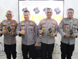 Kapolres Aceh Tengah Beri Penghargaan kepada 5 Kasat, Kapolsek, dan Kasi