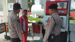 Situasi Kondusif, Polisi Patroli SPBU dan Pusat Perbelanjaan di Pangkalan Kerinci