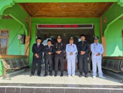 Upacara Detik-Detik Proklamasi HUT RI ke-80 di Teluk Meranti Berlangsung Khidmat