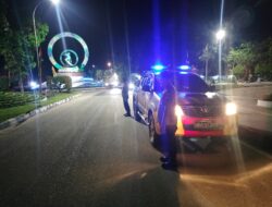 Patroli Blue Light Polsek Pangkalan Kerinci Ciptakan Malam Aman dan Kondusif