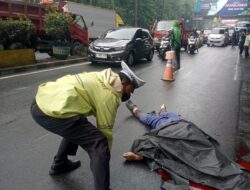 Kondisi Jalan Licin Akibat Hujan di Tangerang, Polisi Imbau Pengendara Konsentrasi dan Waspada Kecelakaan