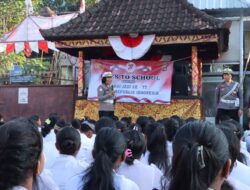Polwan Polresta Denpasar Gelar Goes To School Di SMP PGRI 9 Denpasar