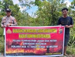 Polsek Langgam Sosialisasikan Larangan Membakar Hutan dan Lahan di Desa Segati